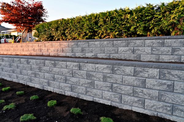 Cost of Concrete Retaining Wall Installation in Bay City