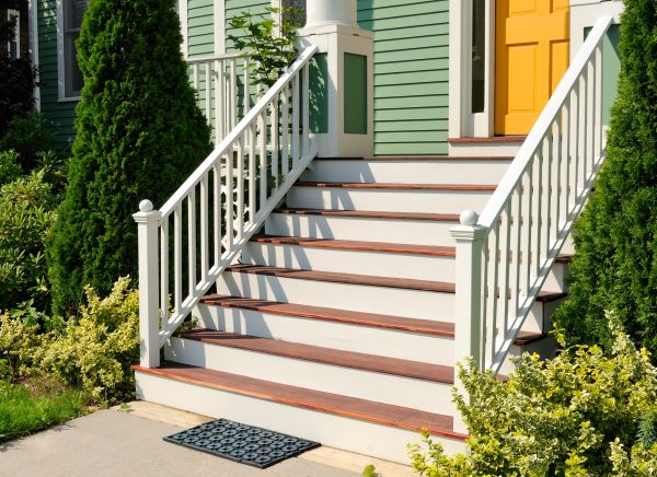 Cost of Front Steps Installation in Bay City