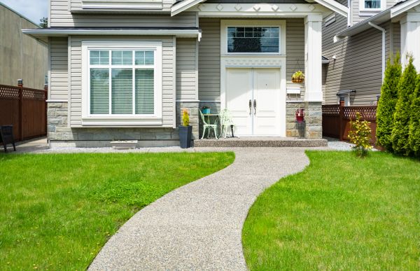 Cost of Concrete Path Construction in Bay City
