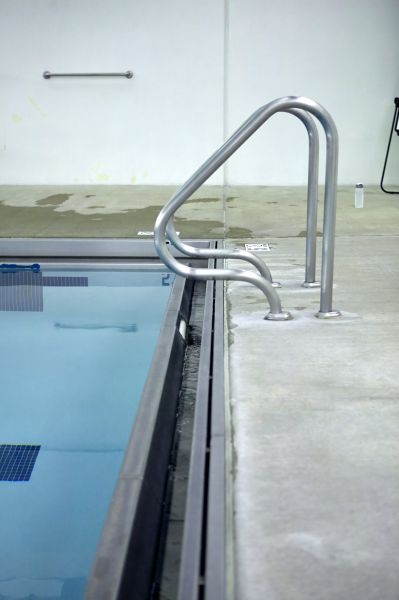 Cost of Poolside Concrete Paving in Bay City