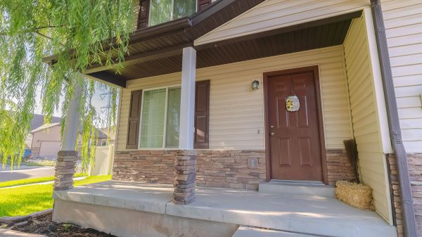 Cost of Concrete Porch Installation in Bay City
