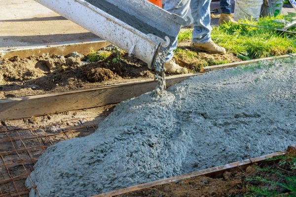 Cost of Driveway Concrete Pouring in Bay City