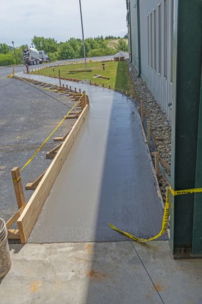 Cost of Concrete Sidewalk Paving in Bay City