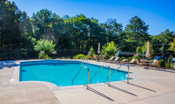 Cost of Pool Paving Installation in Bay City