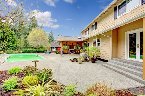 Cost of Pool Area Concreting in Bay City