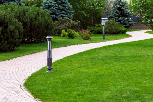 Cost of Backyard Sidewalk Installation in Bay City