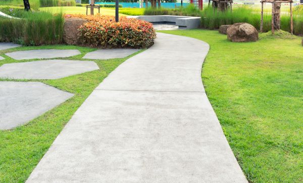 Cost of Concrete Sidewalk Installation in Bay City